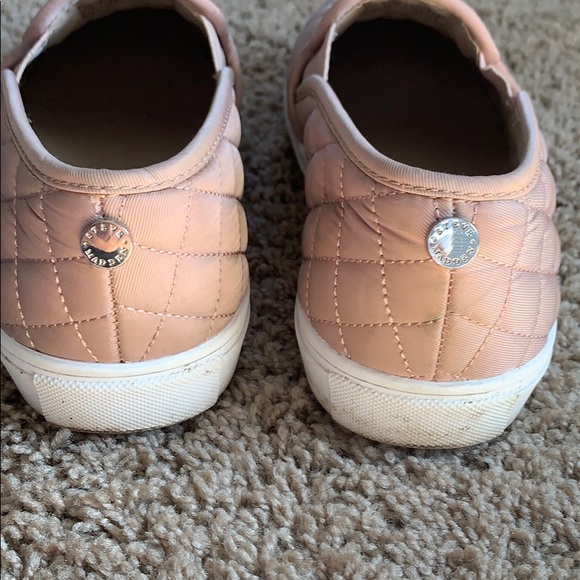 steve madden slip on - Picture 3 of 3